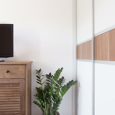 New Modern Apartment Near A Beach In Center Split Extérieur photo